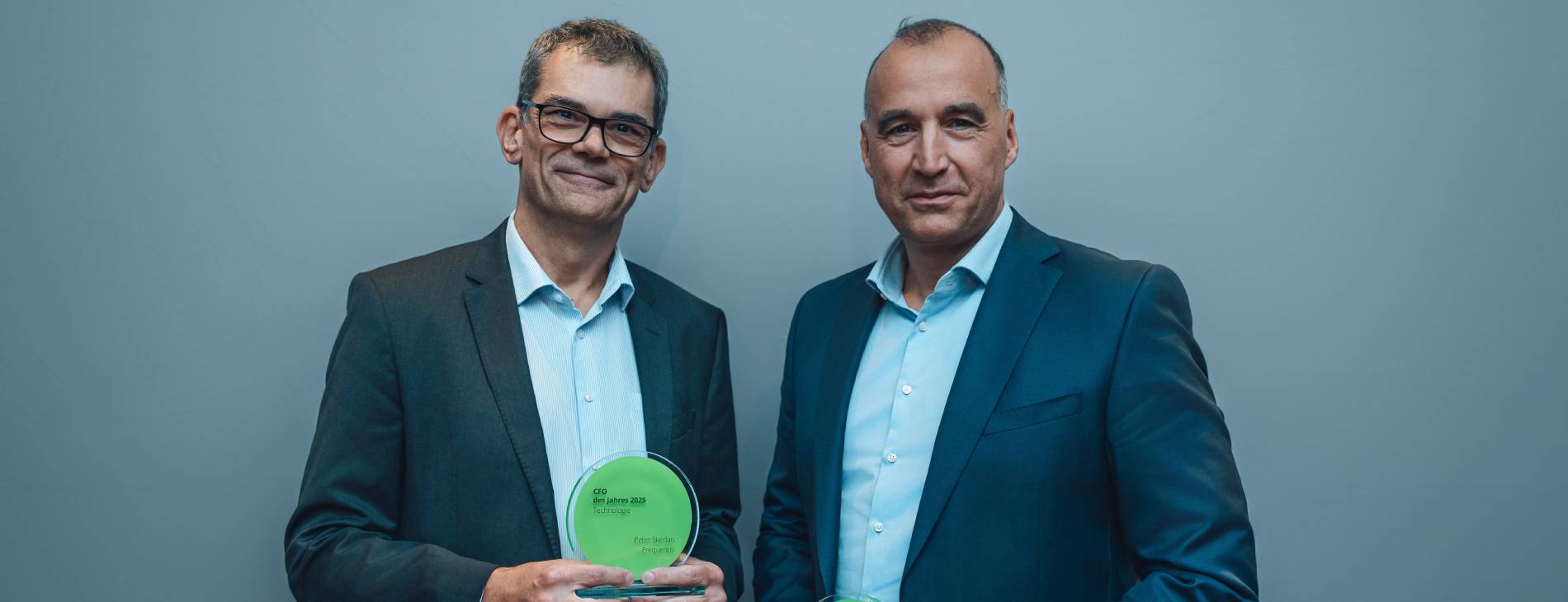 Peter Skerlan und Norbert Haslacher mit ihren Auszeichnungen